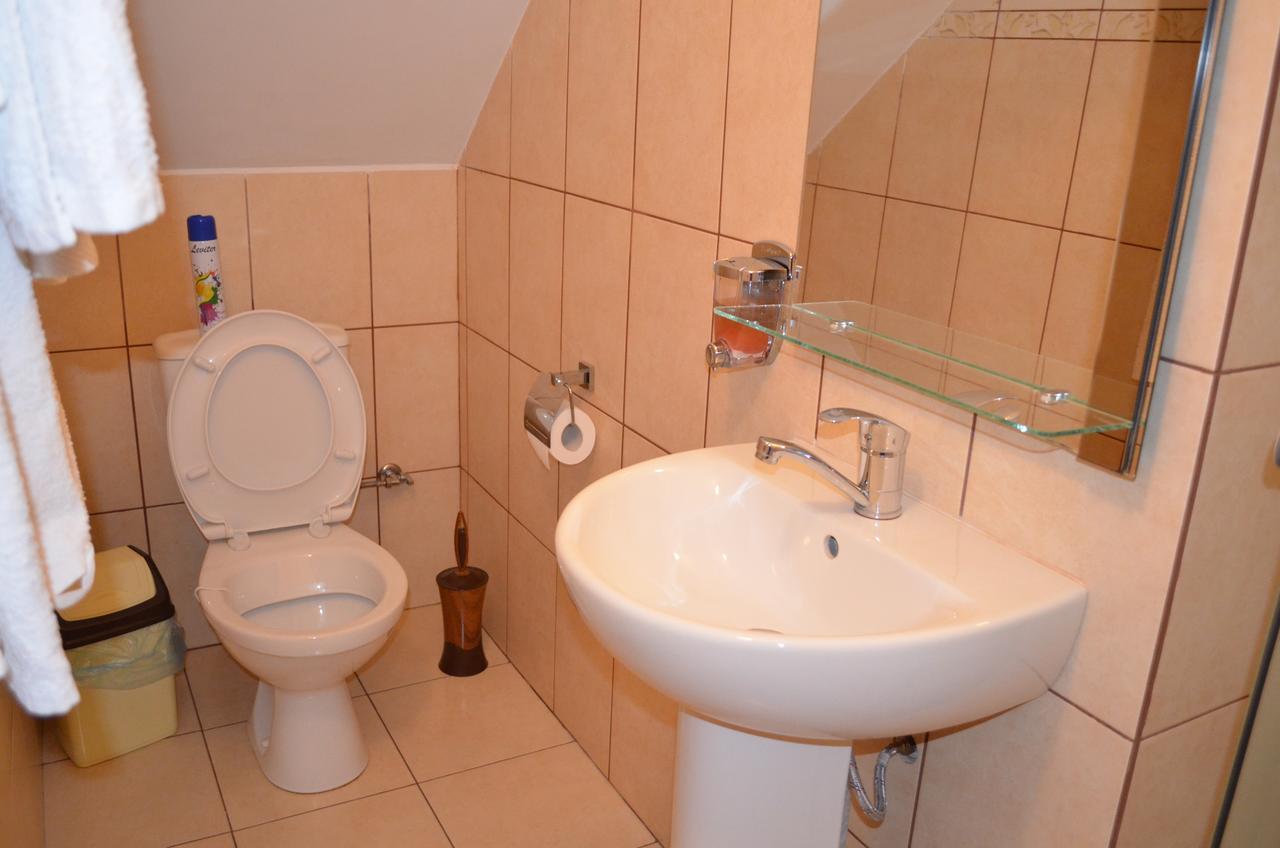 Hotel Fiyesta Starokostyantyniv Экстерьер фото